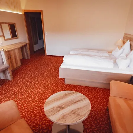 Wellnesshotel Sonnenhalde Tonbach バイアースブロン