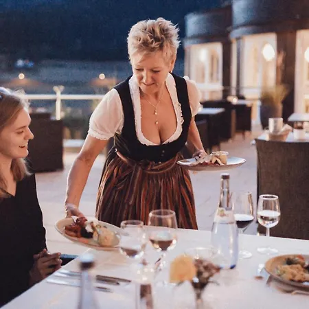Wellnesshotel Sonnenhalde Tonbach Hotel