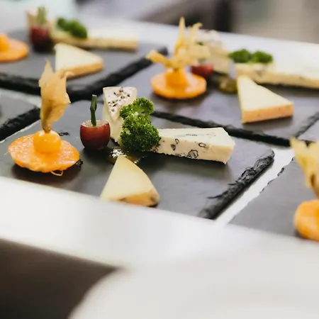 Wellnesshotel Sonnenhalde Tonbach ホテル バイアースブロン