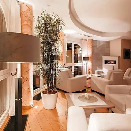 Wellnesshotel Sonnenhalde Tonbach Hotel 4*