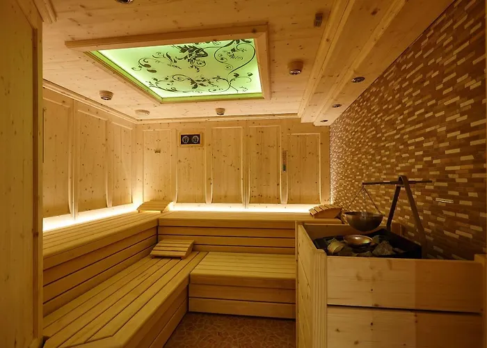 Отель Wellnesshotel Sonnenhalde Tonbach