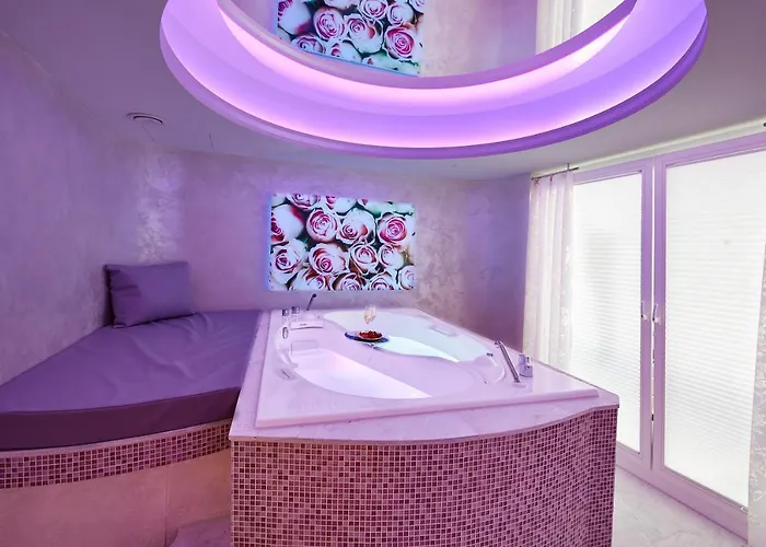 Wellnesshotel Sonnenhalde Tonbach Отель Байрсброн