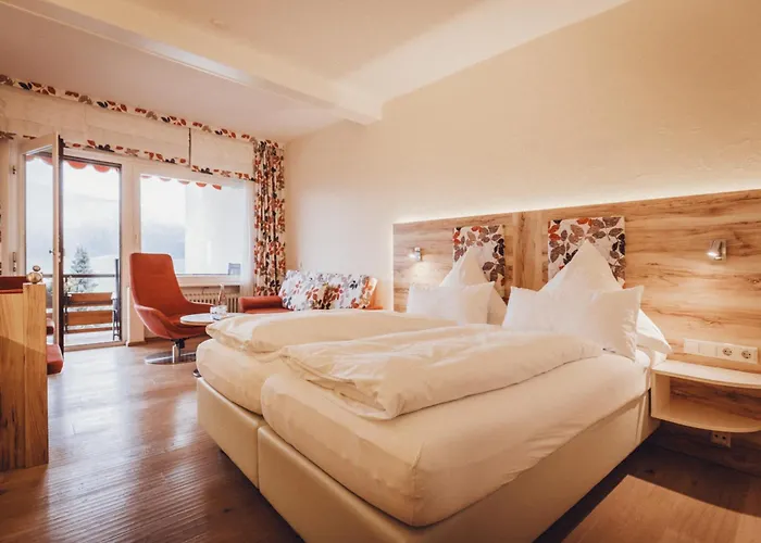 Отель Wellnesshotel Sonnenhalde Tonbach Байрсброн